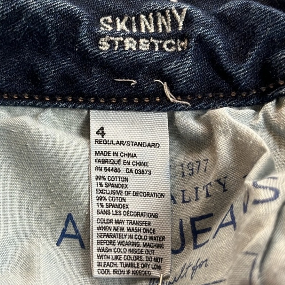 ๐๏ธ๐น American Eagle Outfitters โข Skinny Stretch Dark Wash Jeans โข Size 4 Regular - Picture 10 of 12